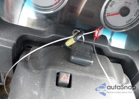 2008 Ford Focus Se/Ses z USA, uszkodzony, nr VIN 1FAHP35N28W198681